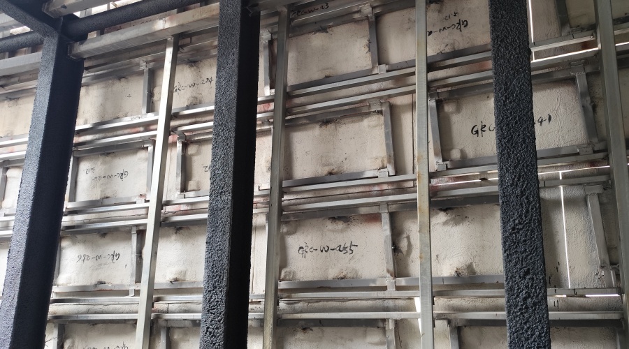 東莞大灣區(qū)大學GRC幕墻板火熱施工中