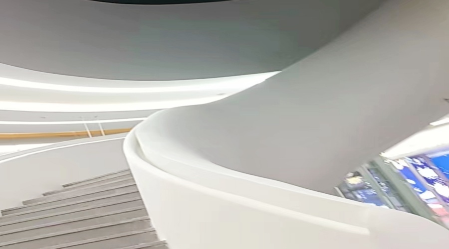 GRG旋轉(zhuǎn)樓梯